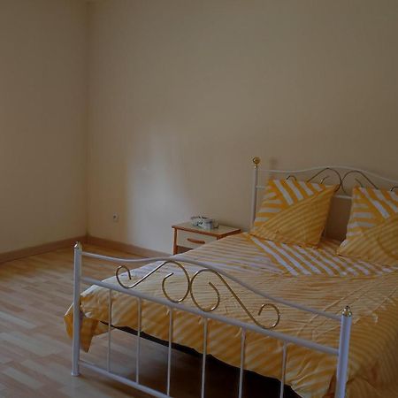 Appartement Independant Prive Mathay Экстерьер фото